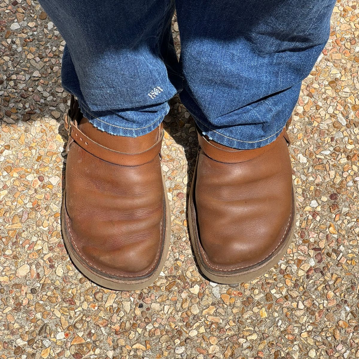 Photo by missouridenimdad on May 19, 2024 of the Oak Street Bootmakers Country Loafer in Horween Natural Chromexcel.