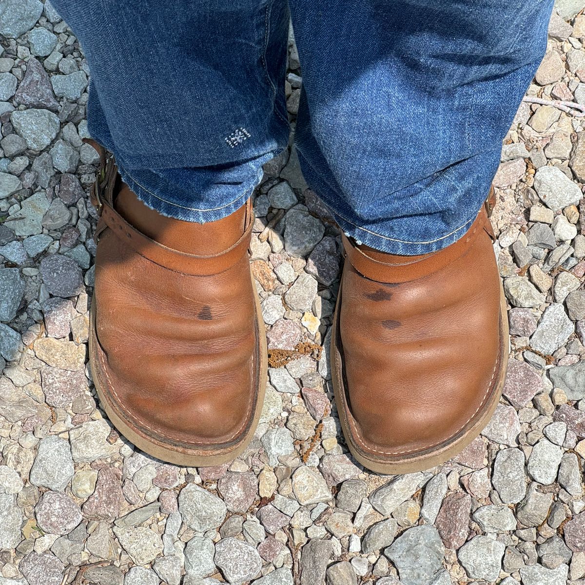 Photo by missouridenimdad on May 21, 2024 of the Oak Street Bootmakers Country Loafer in Horween Natural Chromexcel.