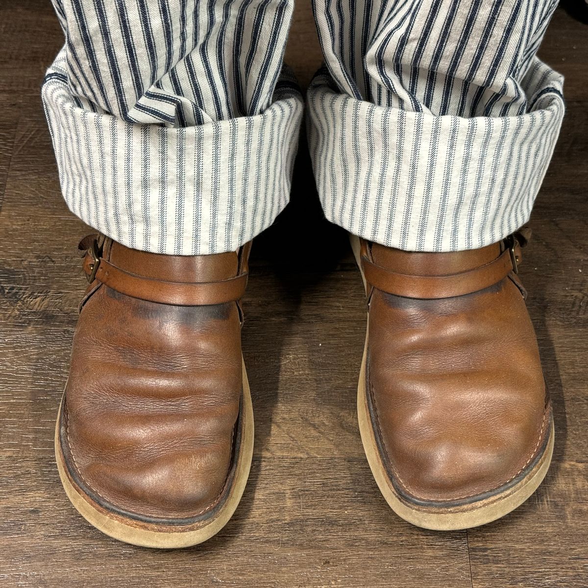 Photo by missouridenimdad on July 3, 2024 of the Oak Street Bootmakers Country Loafer in Horween Natural Chromexcel.