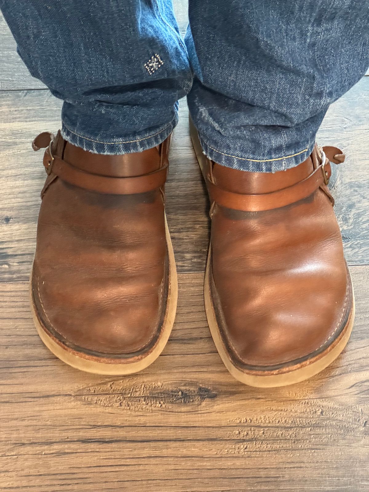 Photo by missouridenimdad on July 6, 2024 of the Oak Street Bootmakers Country Loafer in Horween Natural Chromexcel.