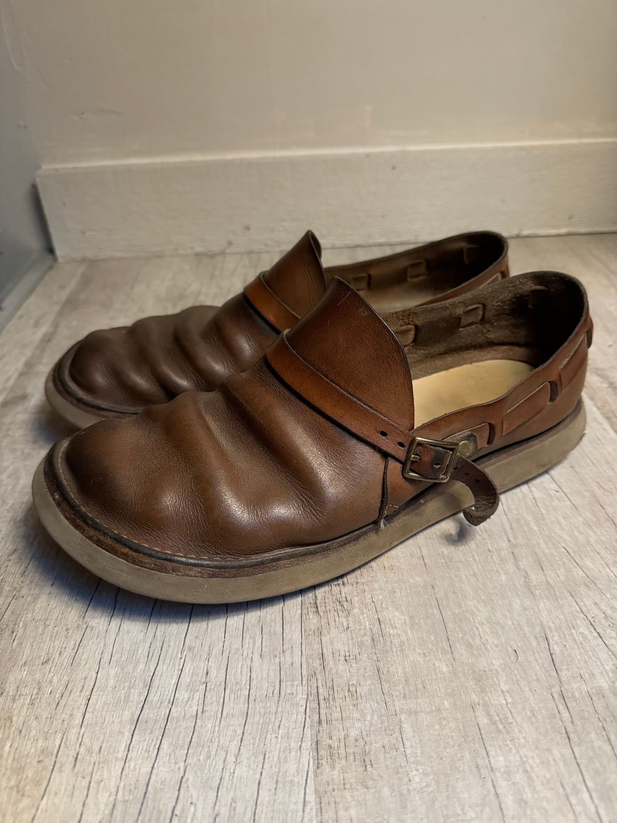 Photo by missouridenimdad on August 11, 2024 of the Oak Street Bootmakers Country Loafer in Horween Natural Chromexcel.