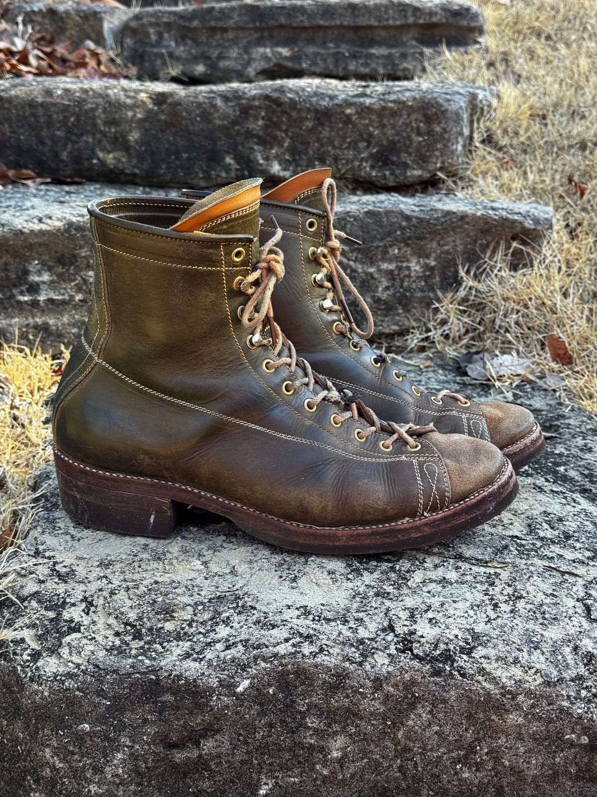 Photo by missouridenimdad on December 25, 2025 of the Fortis Boots Harker Leather GMTO Wukong Monkey Boot in Badalassi Carlo Oliva Pueblo.