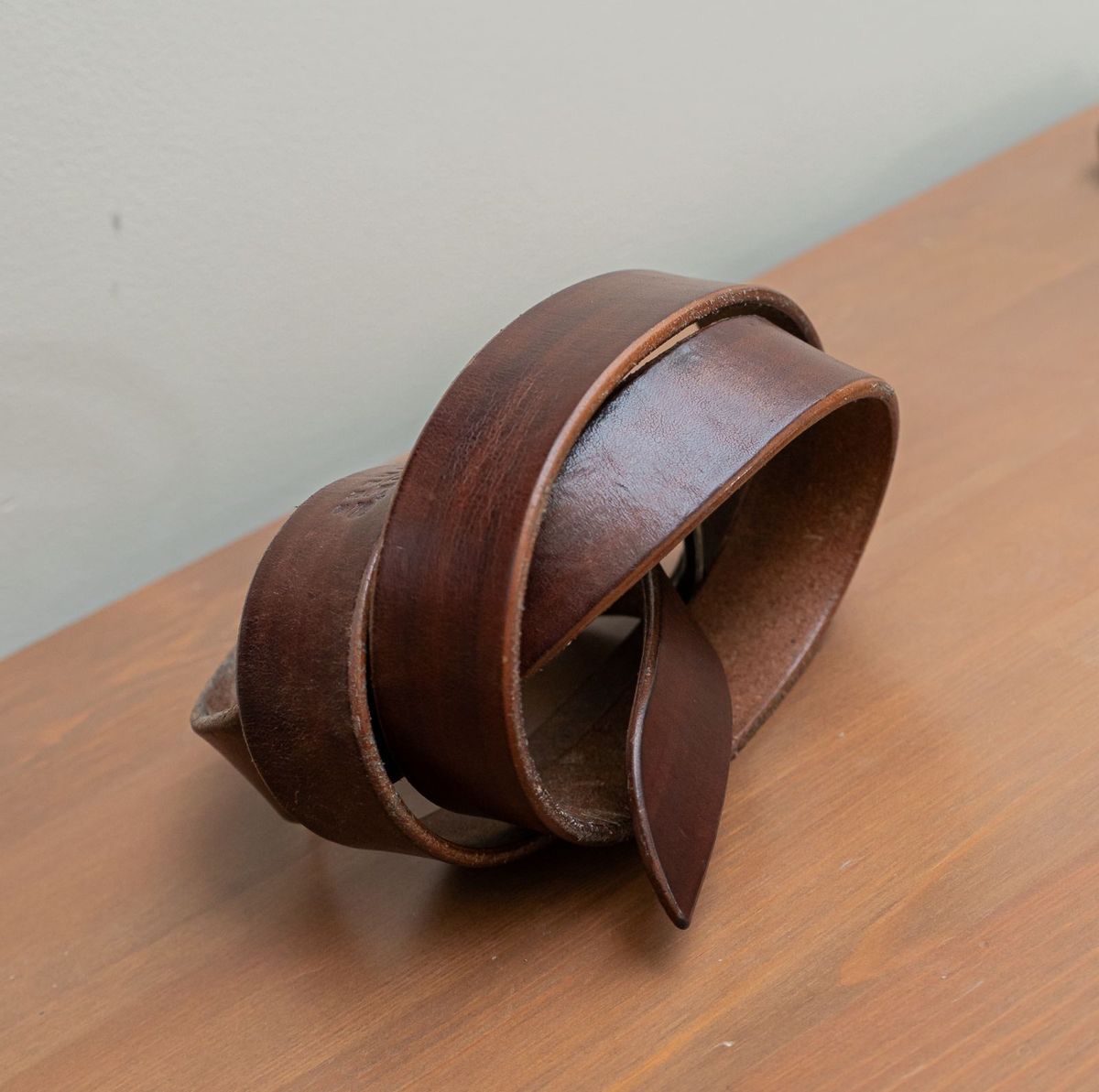 Photo by mjig76 on April 2, 2026 of the Willie's Handmade Boots Señor Belt in Unknown Natural Veg Tan.