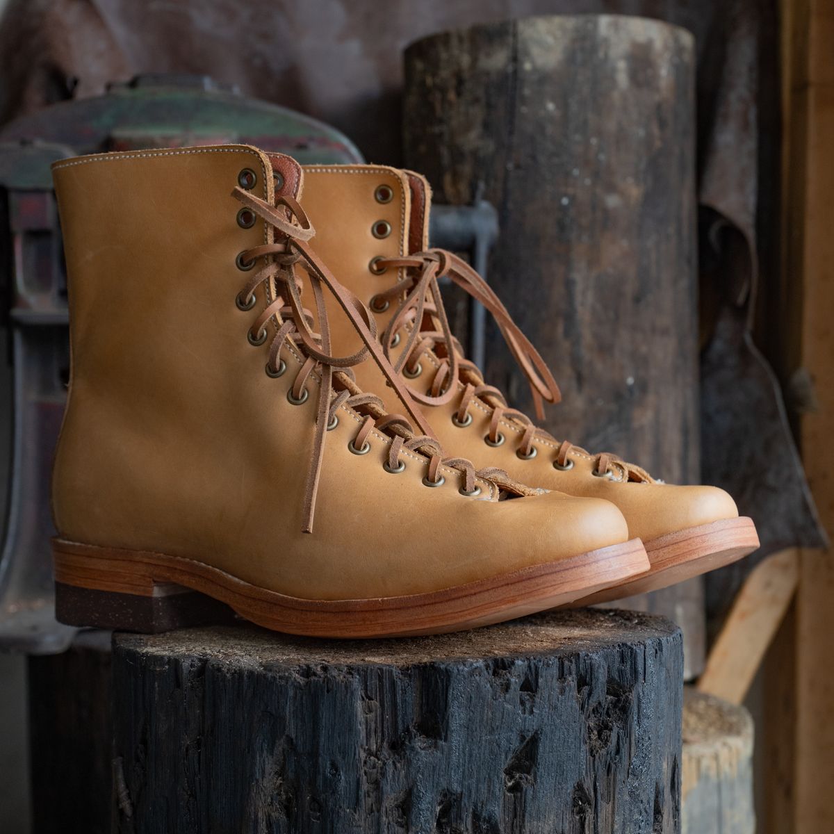Photo by mjig76 on October 2, 2024 of the Willie's Handmade Boots Monkey Boot in Horween Moc Latigo.