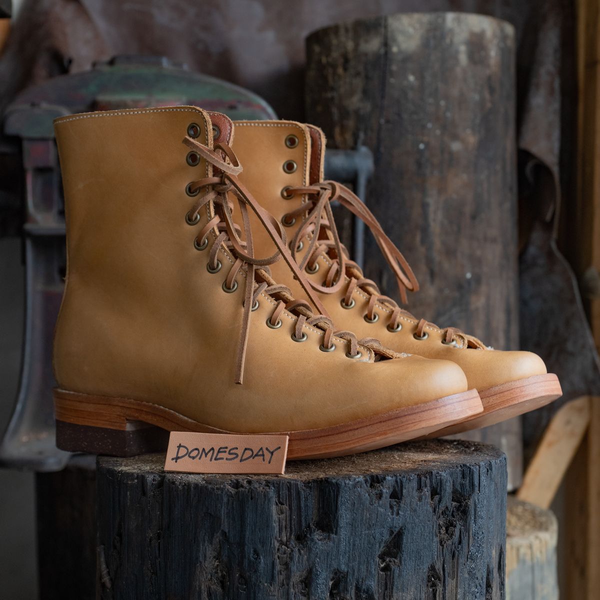 Photo by mjig76 on October 2, 2024 of the Willie's Handmade Boots Monkey Boot in Horween Moc Latigo.