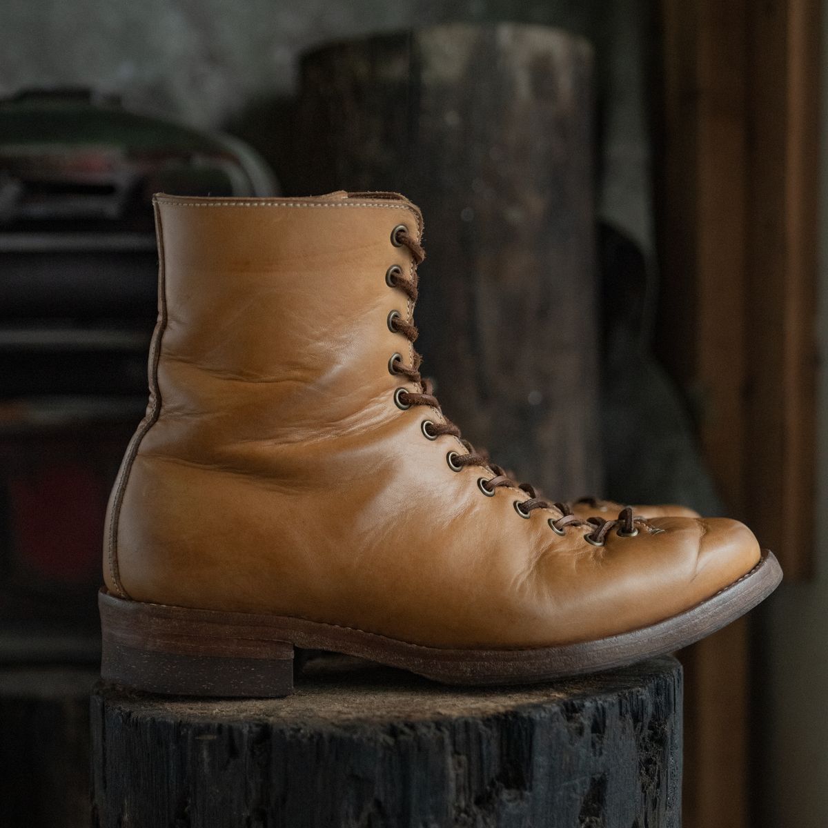 Photo by mjig76 on December 2, 2024 of the Willie's Handmade Boots Monkey Boot in Horween Moc Latigo.