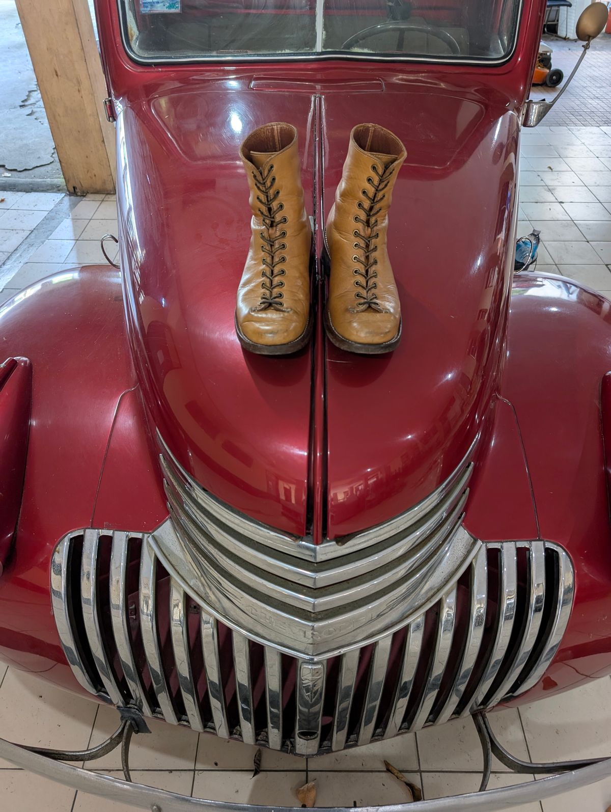 Photo by mjig76 on January 3, 2025 of the Willie's Handmade Boots Monkey Boot in Horween Moc Latigo.