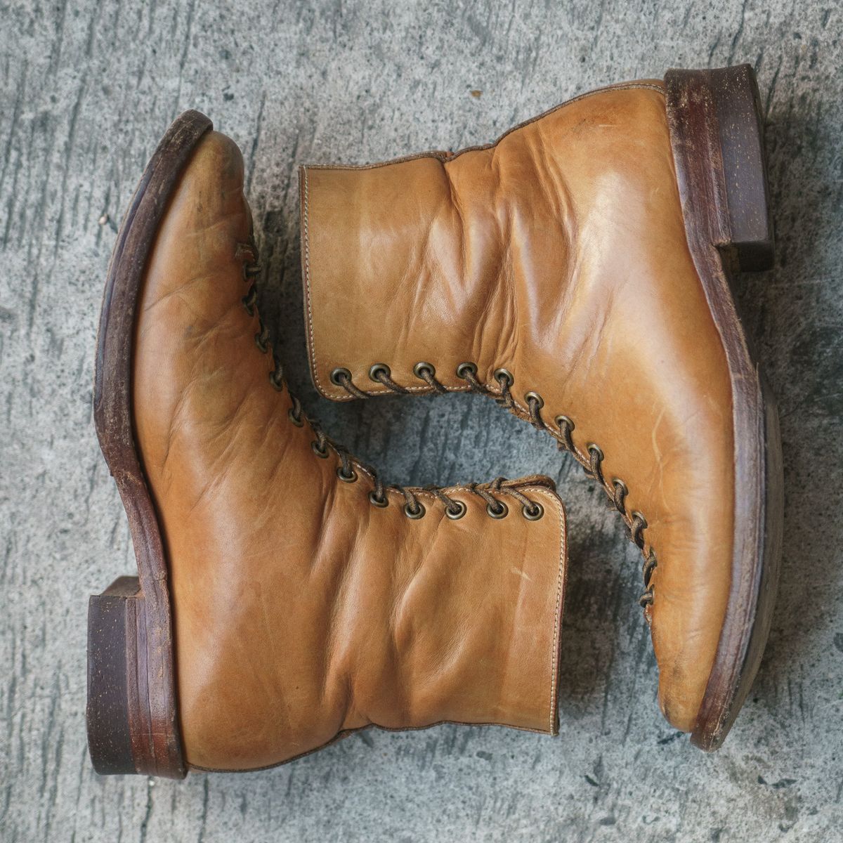 Photo by mjig76 on March 4, 2025 of the Willie's Handmade Boots Monkey Boot in Horween Moc Latigo.