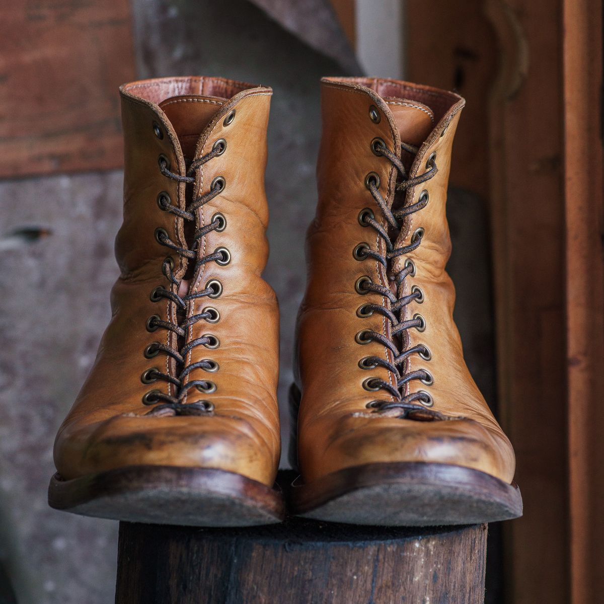 Photo by mjig76 on April 4, 2025 of the Willie's Handmade Boots Monkey Boot in Horween Moc Latigo.