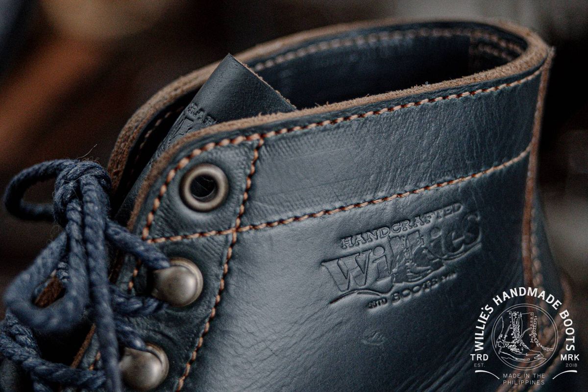 Photo by mjig76 on September 18, 2023 of the Willie's Handmade Boots Cap Toe Service Boot in Horween Navy Chromexcel.