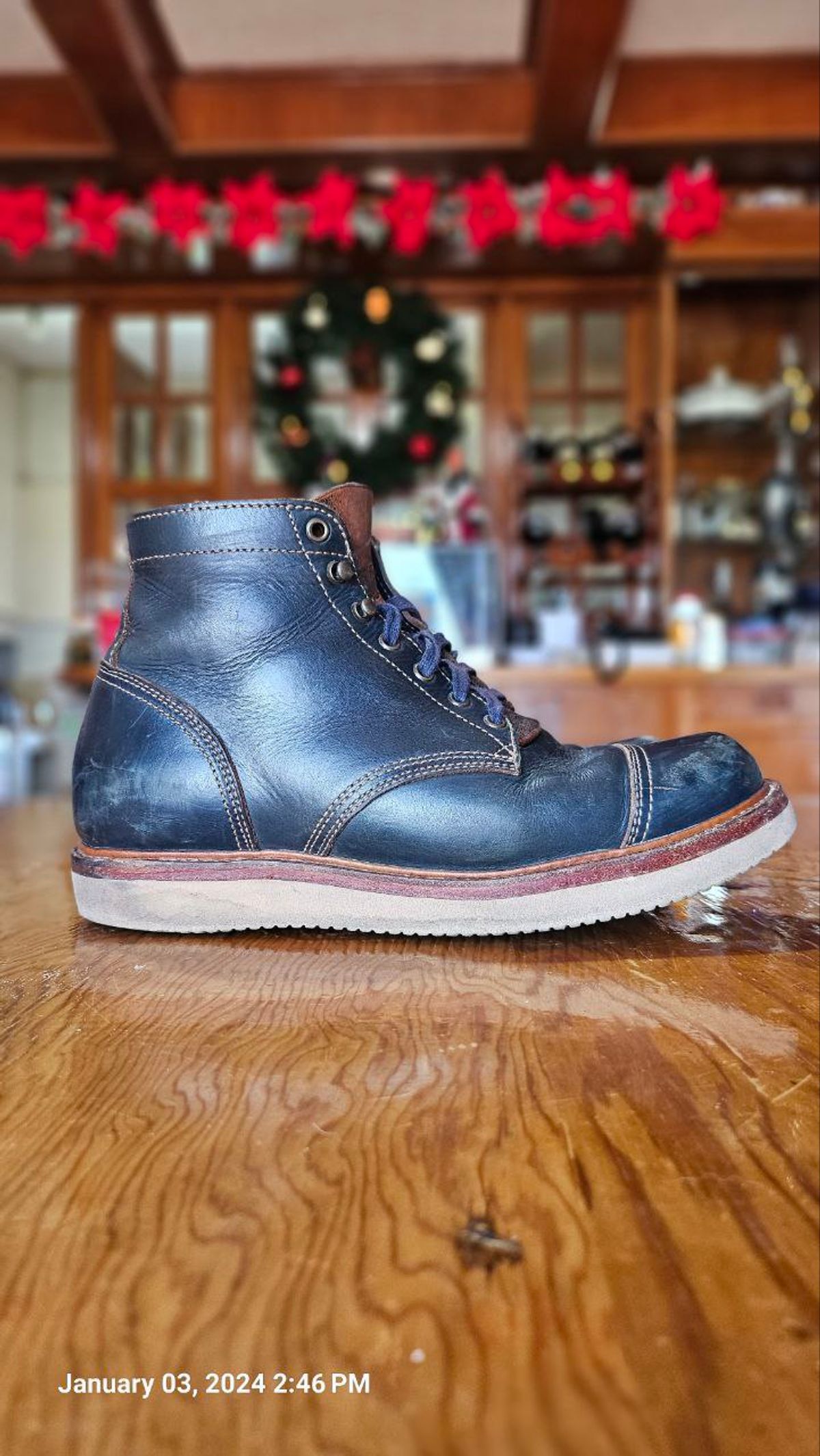 Photo by mjig76 on January 3, 2024 of the Willie's Handmade Boots Cap Toe Service Boot in Horween Navy Chromexcel.