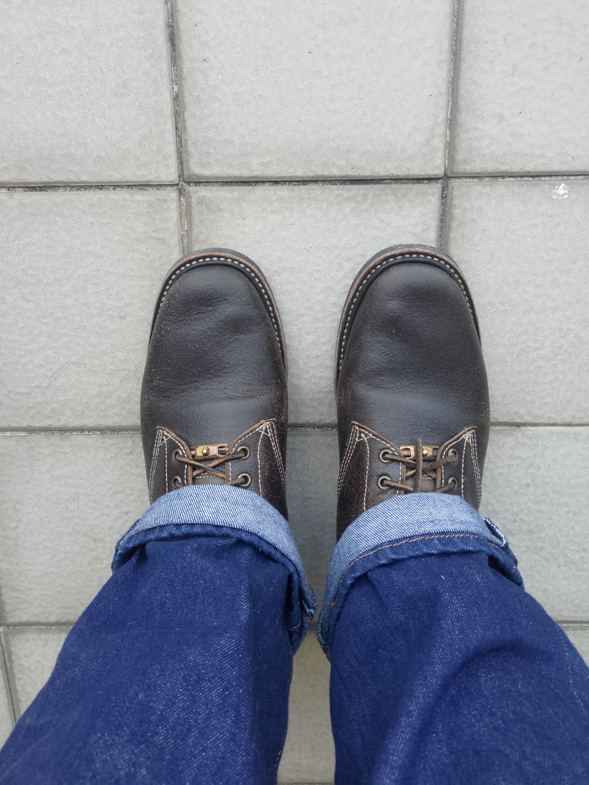 Photo by mjig76 on April 12, 2024 of the Willie's Handmade Boots Service Boot in Horween Olive Waxed Flesh.