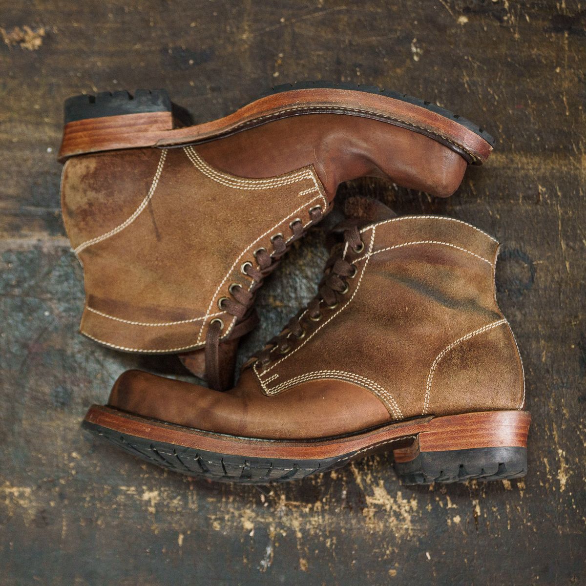 Photo by mjig76 on November 3, 2025 of the Willie's Handmade Boots Custom Model in Maryam Natural Waxed Reverse Horsebutt.