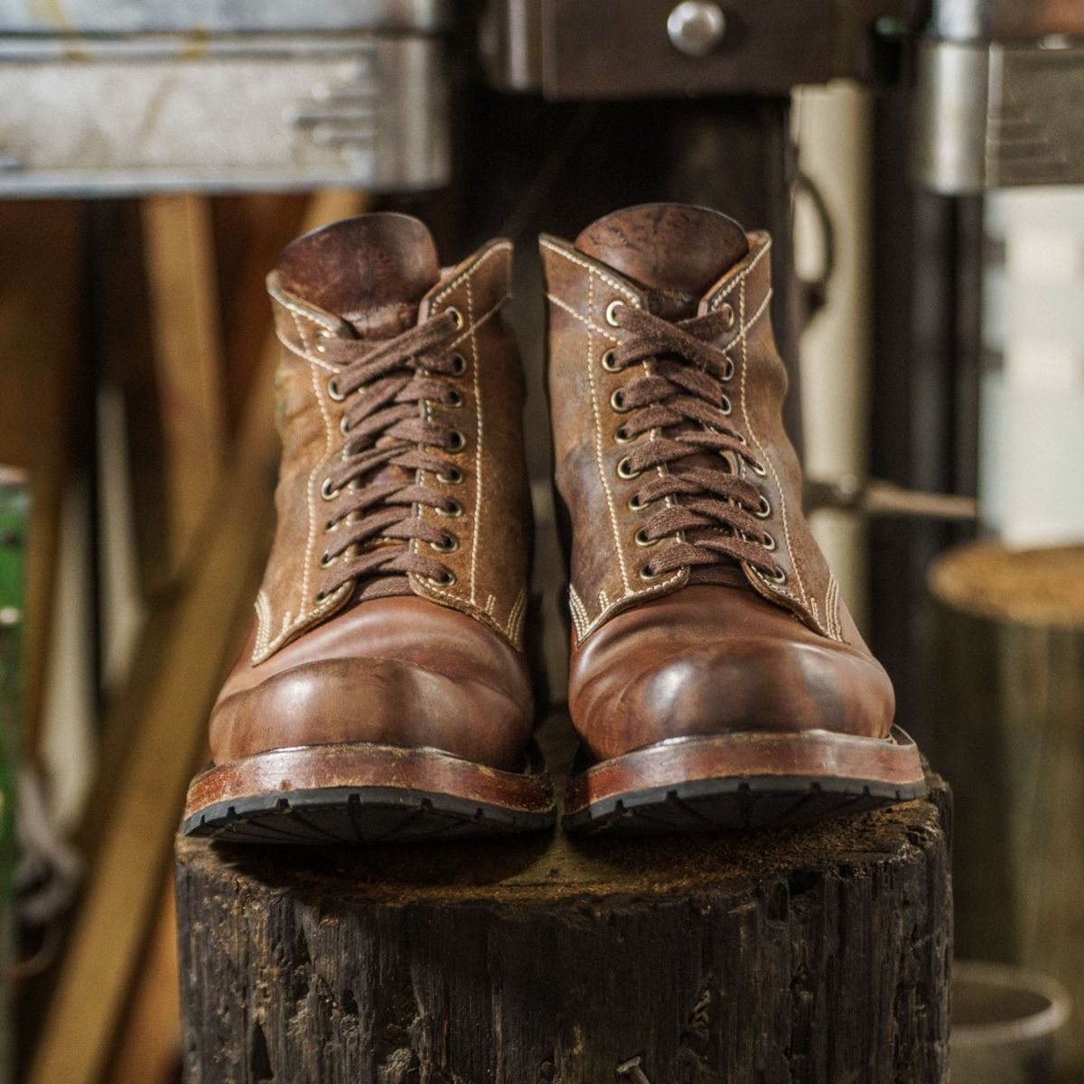 Photo by mjig76 on December 2, 2025 of the Willie's Handmade Boots Custom Model in Maryam Natural Waxed Reverse Horsebutt.