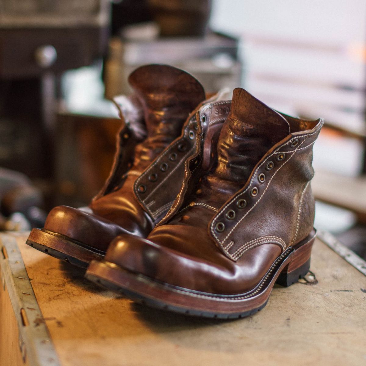 Photo by mjig76 on January 3, 2026 of the Willie's Handmade Boots Custom Model in Maryam Natural Waxed Reverse Horsebutt.