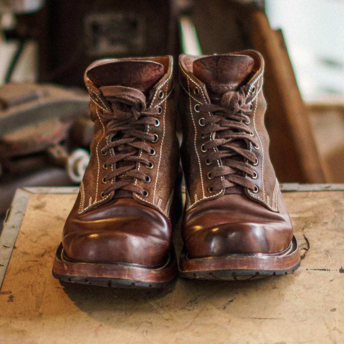 Photo by mjig76 on January 3, 2026 of the Willie's Handmade Boots Custom Model in Maryam Natural Waxed Reverse Horsebutt.