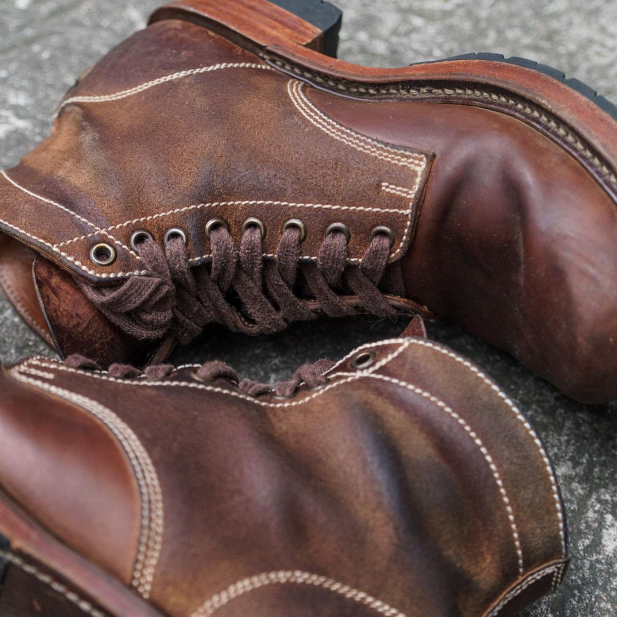 Photo by mjig76 on February 2, 2026 of the Willie's Handmade Boots Custom Model in Maryam Natural Waxed Reverse Horsebutt.