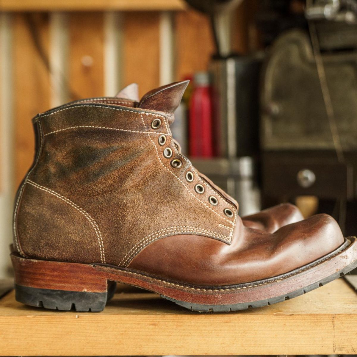 Photo by mjig76 on March 3, 2026 of the Willie's Handmade Boots Custom Model in Maryam Natural Waxed Reverse Horsebutt.