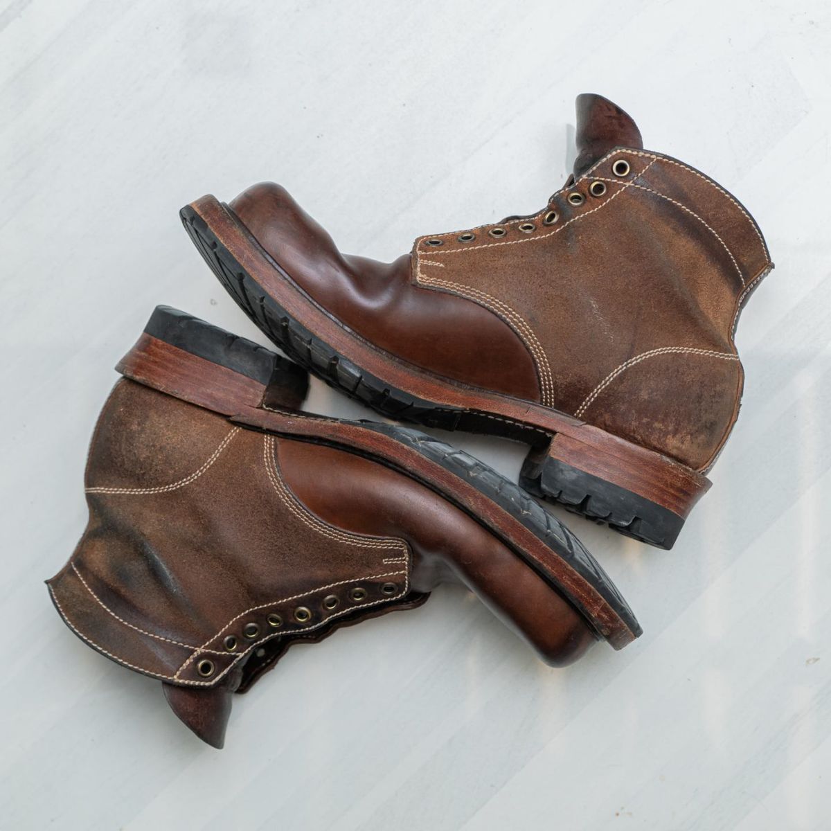 Photo by mjig76 on April 2, 2026 of the Willie's Handmade Boots Custom Model in Maryam Natural Waxed Reverse Horsebutt.