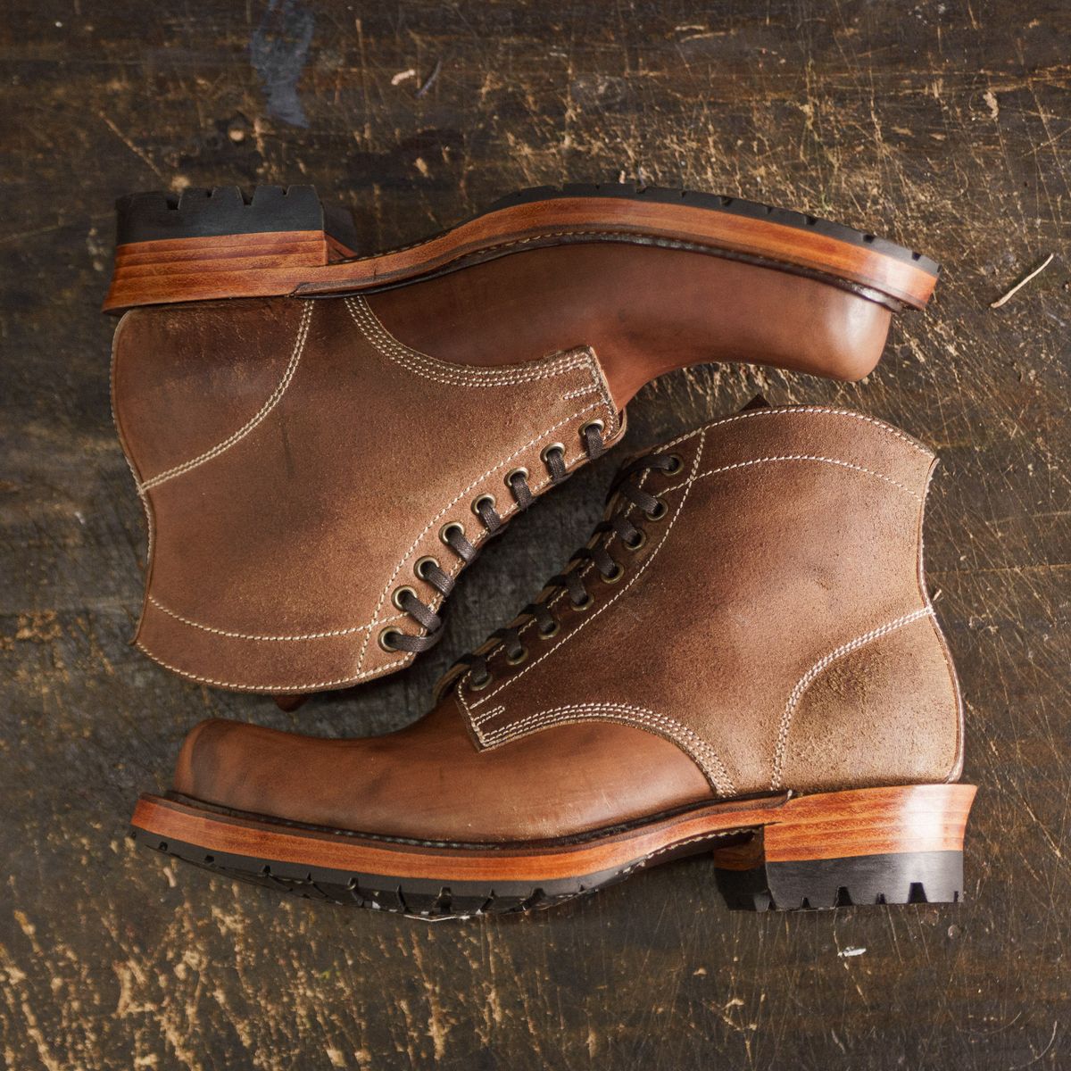 Photo by mjig76 on October 1, 2025 of the Willie's Handmade Boots Custom Model in Maryam Natural Waxed Reverse Horsebutt.