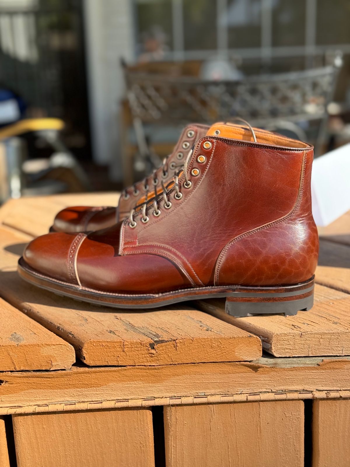 Photo by thatguy92 on October 1, 2023 of the Viberg Service Boot BCT in Shinki Cognac Teacore Horsebutt.