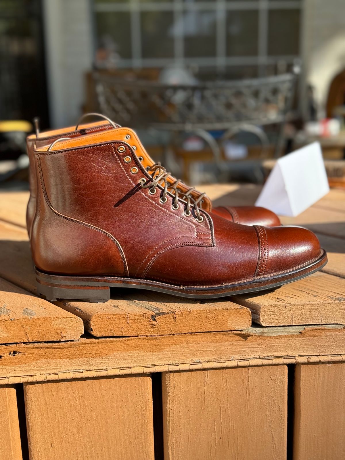 Photo by thatguy92 on October 1, 2023 of the Viberg Service Boot BCT in Shinki Cognac Teacore Horsebutt.