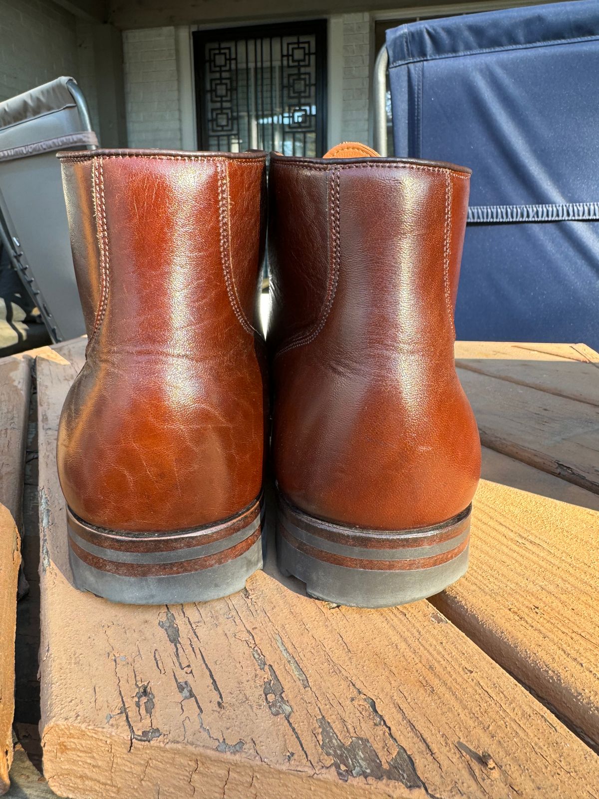Photo by thatguy92 on November 4, 2023 of the Viberg Service Boot BCT in Shinki Cognac Teacore Horsebutt.