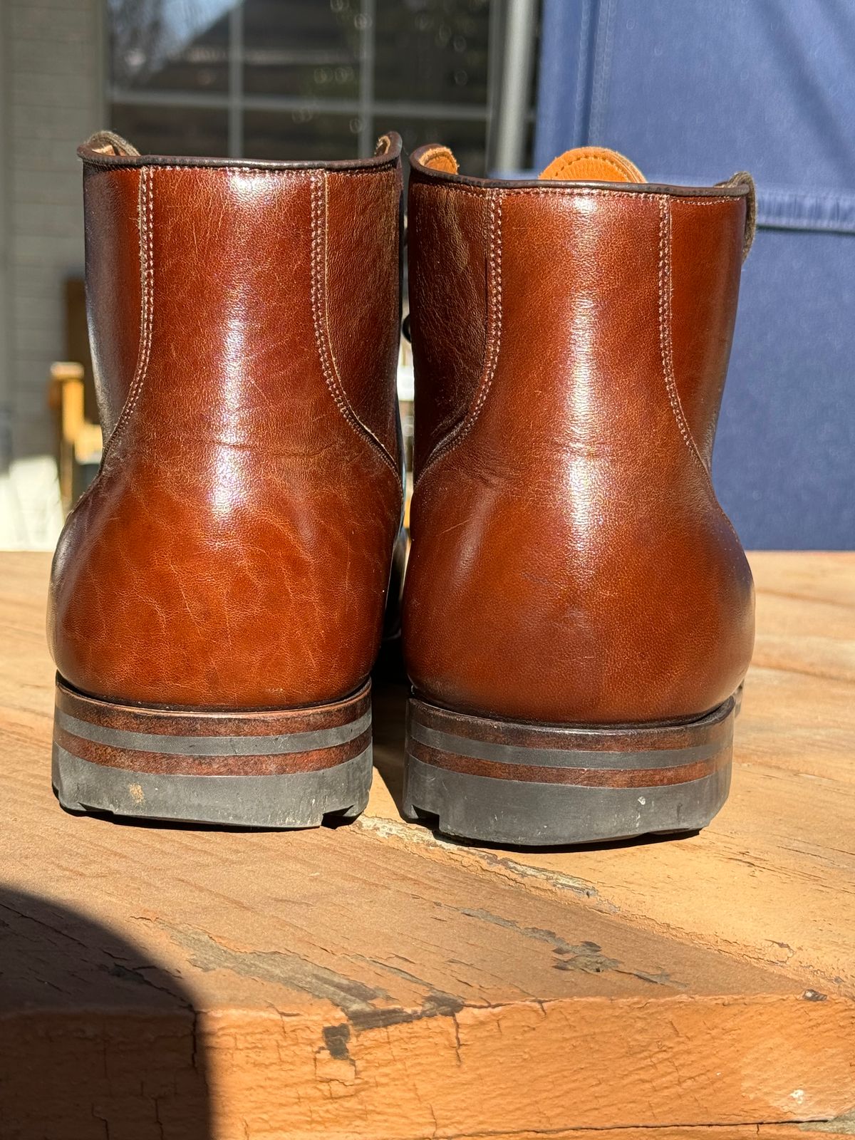 Photo by thatguy92 on December 3, 2023 of the Viberg Service Boot BCT in Shinki Cognac Teacore Horsebutt.