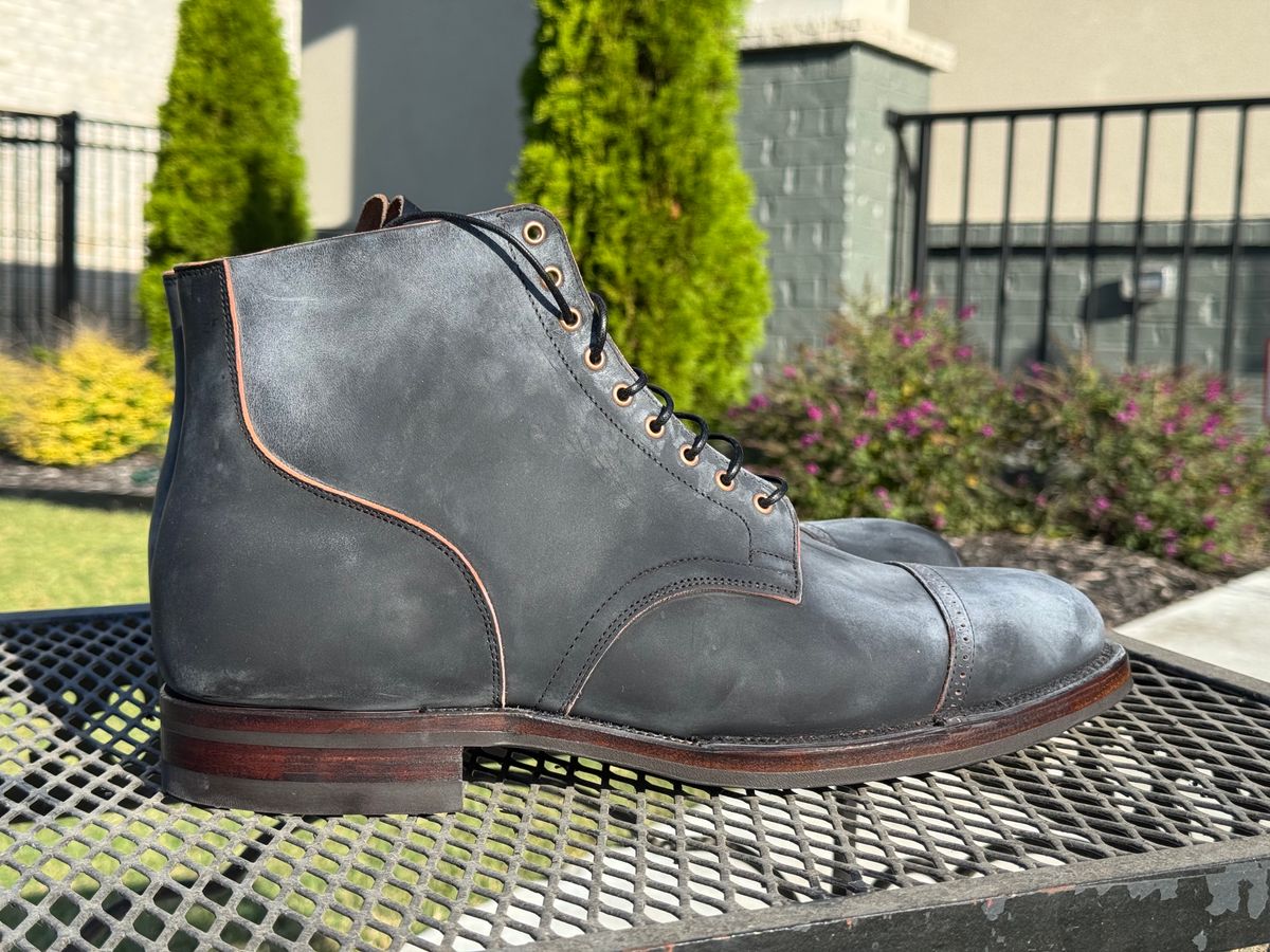 Photo by thatguy92 on October 1, 2024 of the Viberg Service Boot BCT in Horween Black Teacore Double Cordovan Butts.