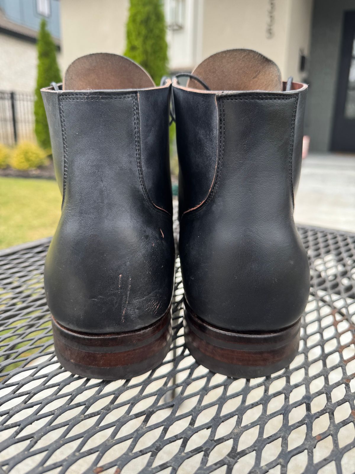 Photo by thatguy92 on November 5, 2024 of the Viberg Service Boot BCT in Horween Black Teacore Double Cordovan Butts.