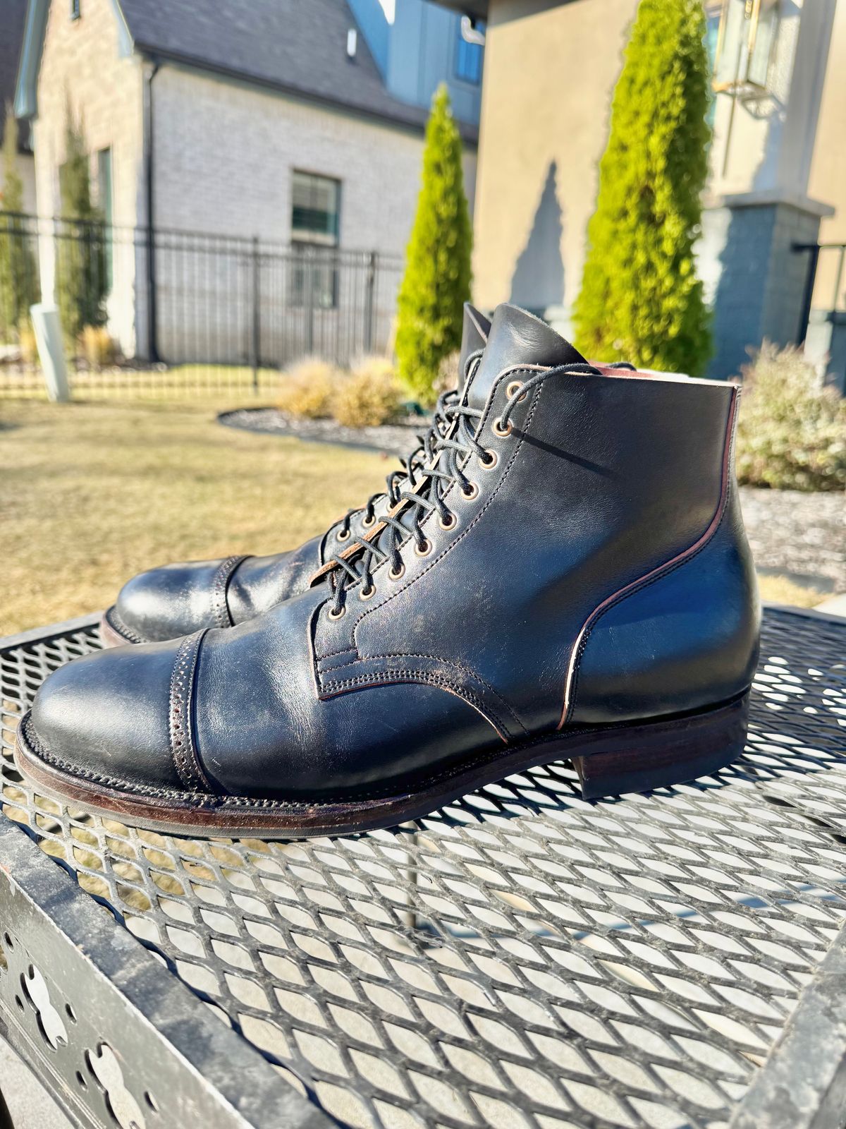 Photo by thatguy92 on December 4, 2024 of the Viberg Service Boot BCT in Horween Black Teacore Double Cordovan Butts.