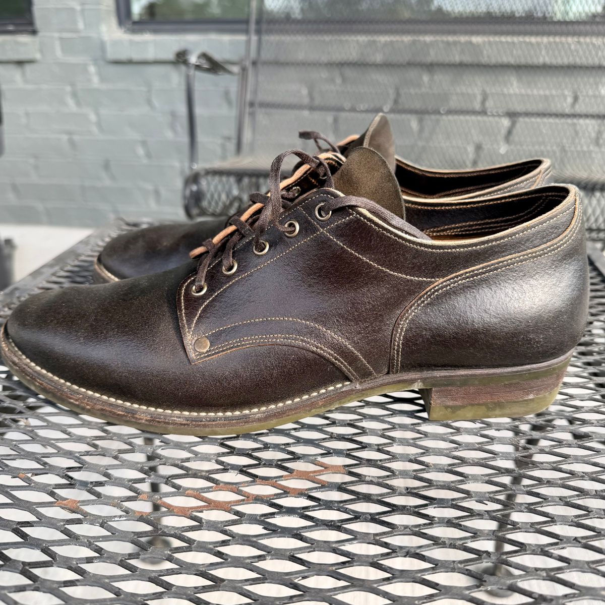 Photo by thatguy92 on March 3, 2026 of the NF Bootmaker Milton Shoe in Horween Grape Leaf Waxed Flesh Essex.