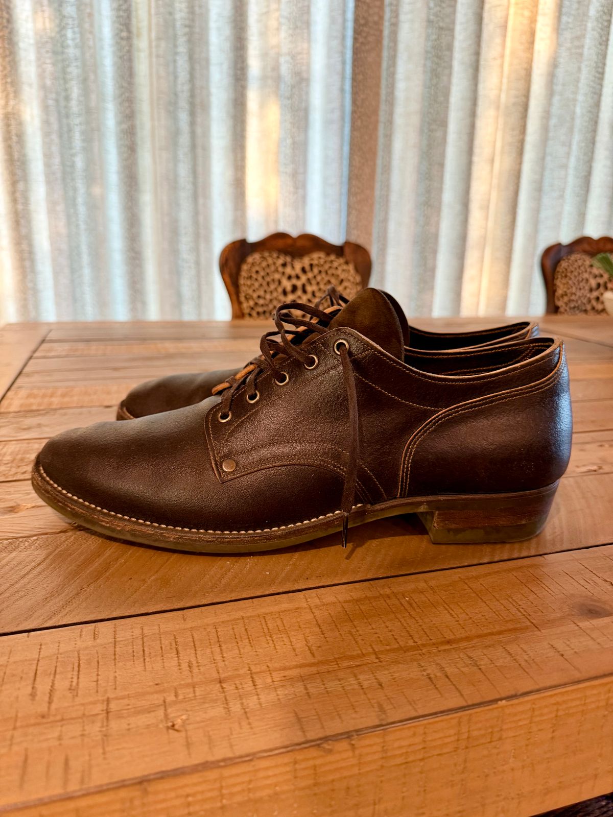 Photo by thatguy92 on April 6, 2026 of the NF Bootmaker Milton Shoe in Horween Grape Leaf Waxed Flesh Essex.