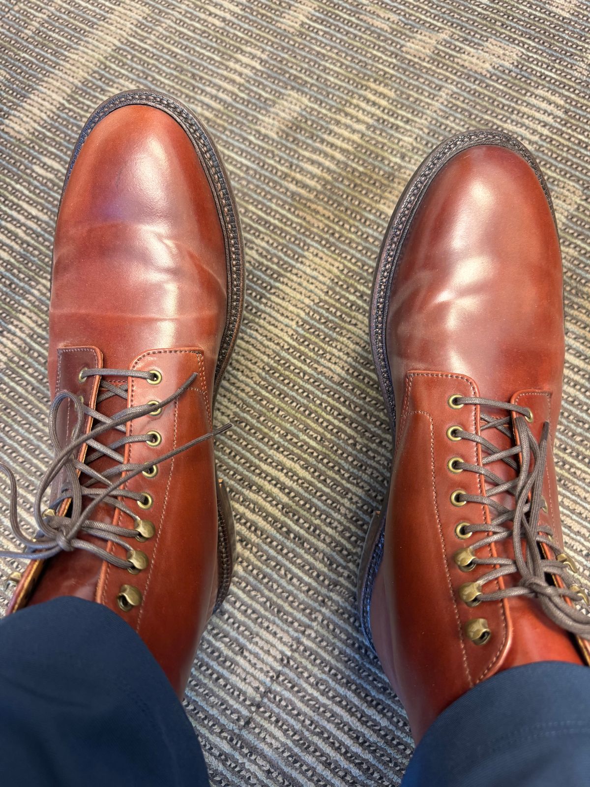 Photo by thatguy92 on November 15, 2023 of the Grant Stone Edward Boot in Horween Garnet Shell Cordovan.