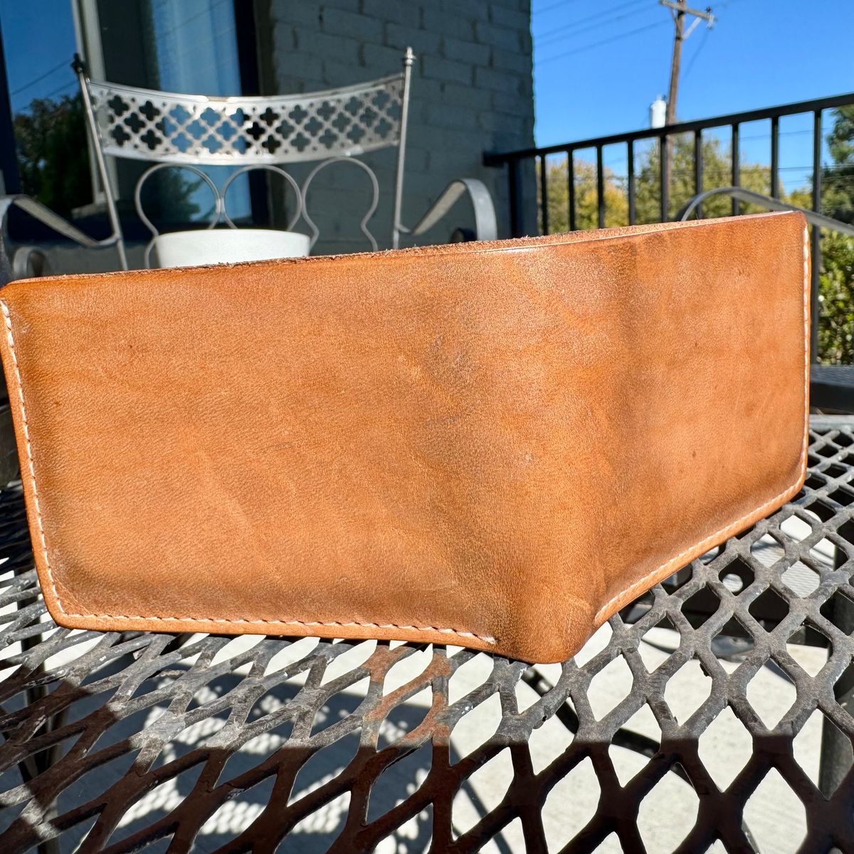 Photo by thatguy92 on November 3, 2025 of the Ashland Leather Mini Fox in Horween Pit Tanned Natural Horsebutt.