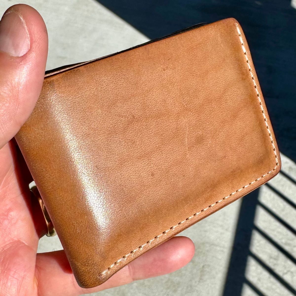 Photo by thatguy92 on November 3, 2025 of the Ashland Leather Mini Fox in Horween Pit Tanned Natural Horsebutt.