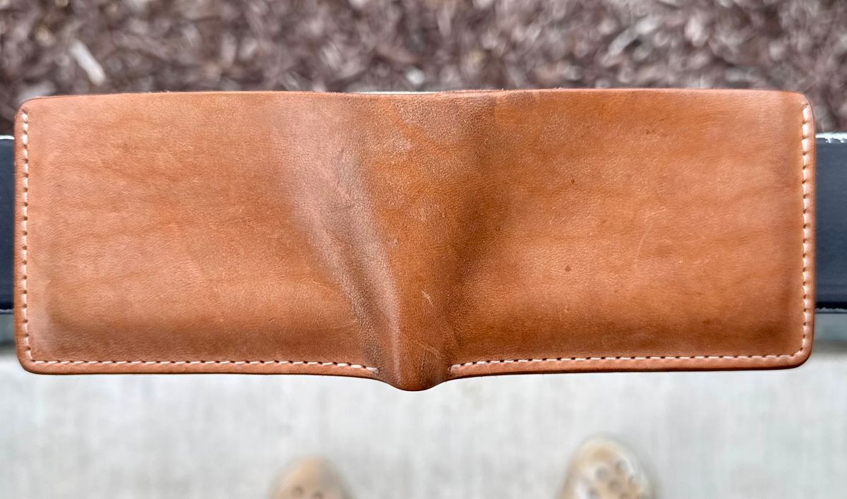 Photo by thatguy92 on December 5, 2025 of the Ashland Leather Mini Fox in Horween Pit Tanned Natural Horsebutt.