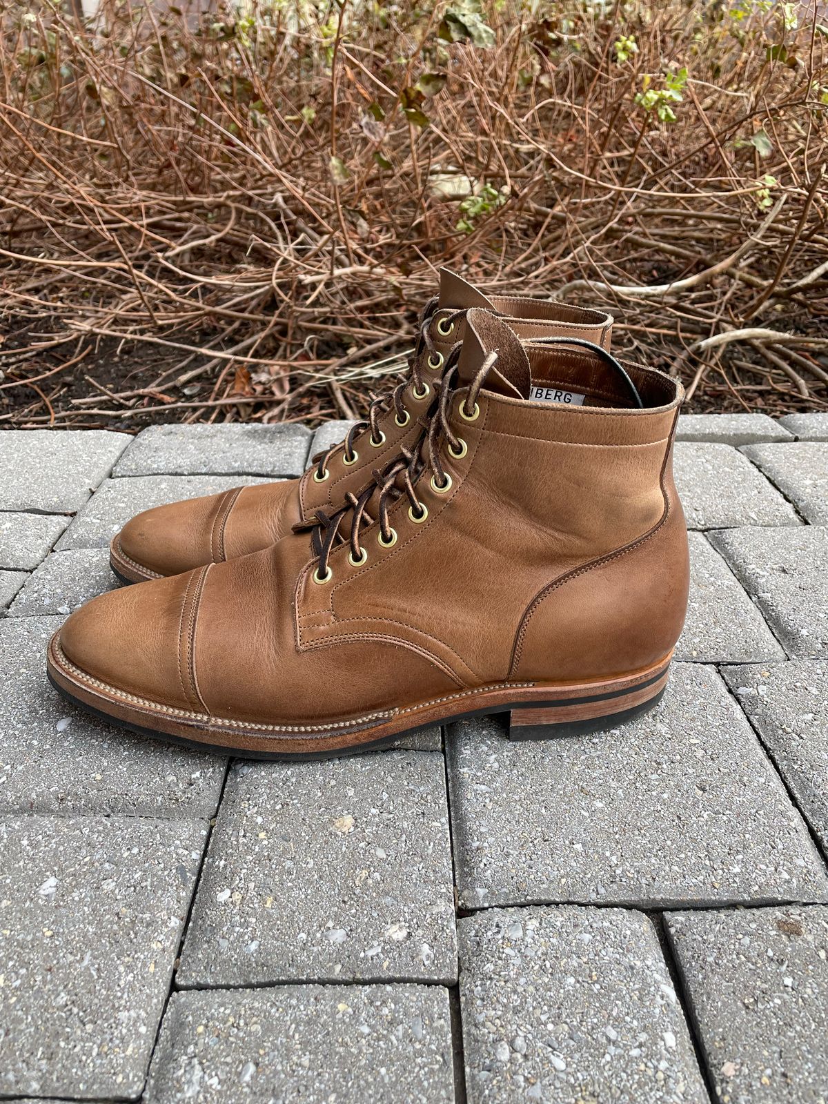 Photo by Ata_Deniz on December 4, 2022 of the Viberg Service Boot in Horween Natural Chromexcel.