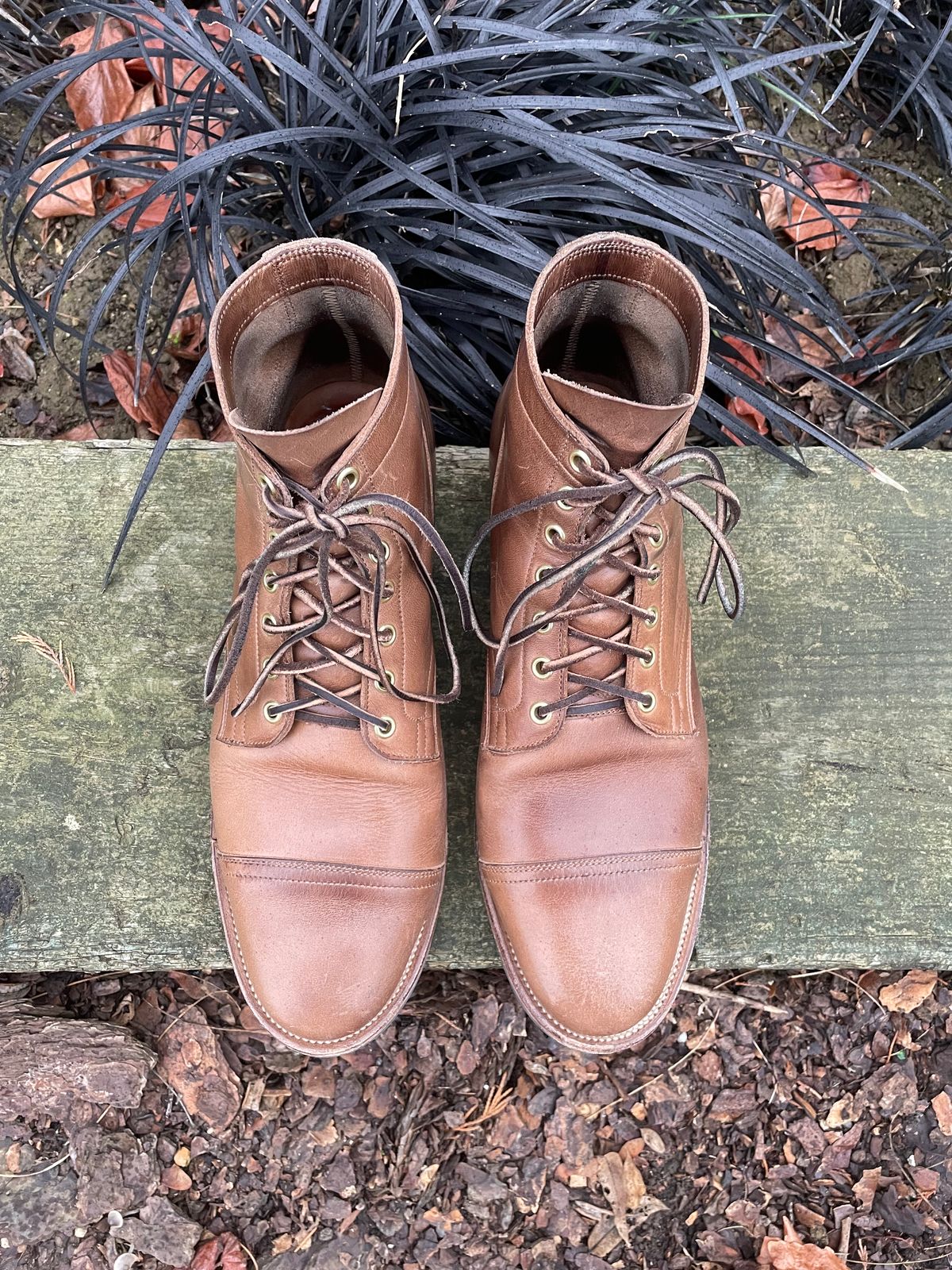 Photo by Ata_Deniz on January 4, 2023 of the Viberg Service Boot in Horween Natural Chromexcel.