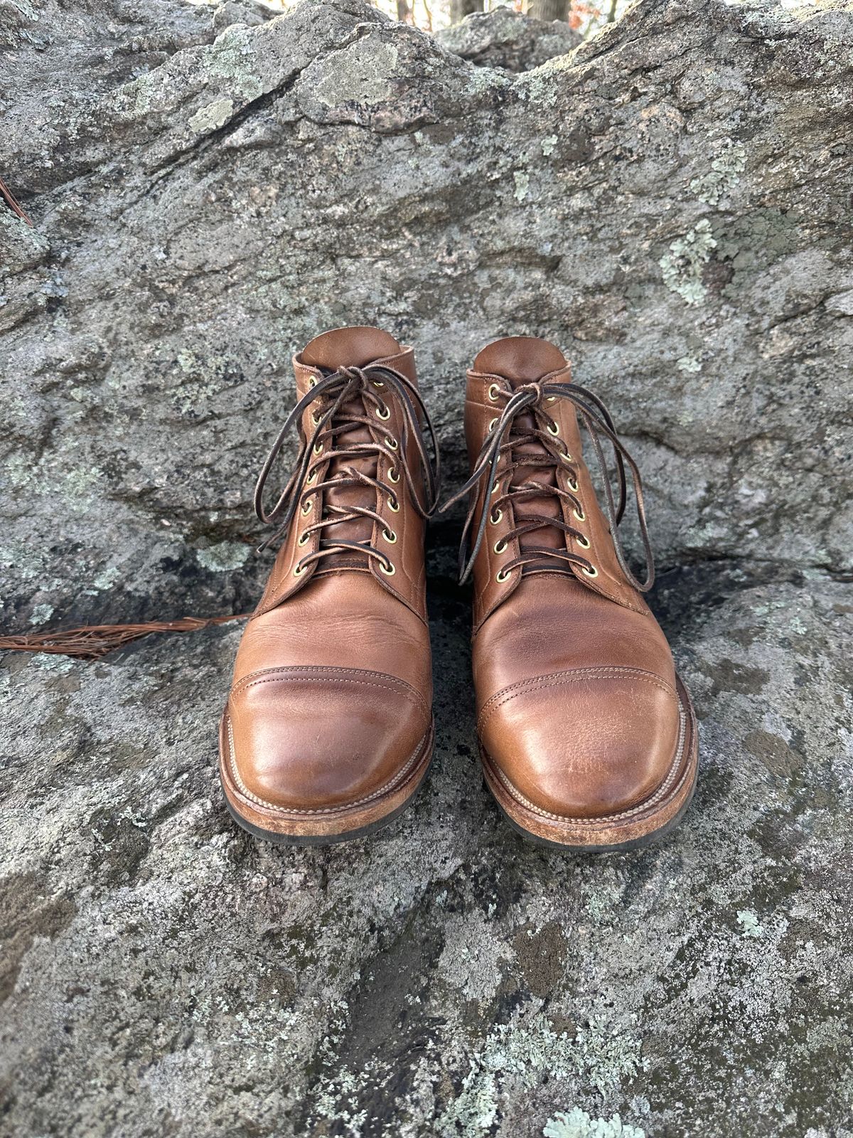 Photo by Ata_Deniz on February 5, 2023 of the Viberg Service Boot in Horween Natural Chromexcel.