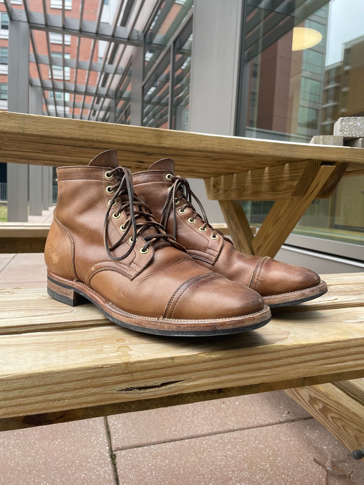 Photo by Ata_Deniz on April 5, 2023 of the Viberg Service Boot in Horween Natural Chromexcel.