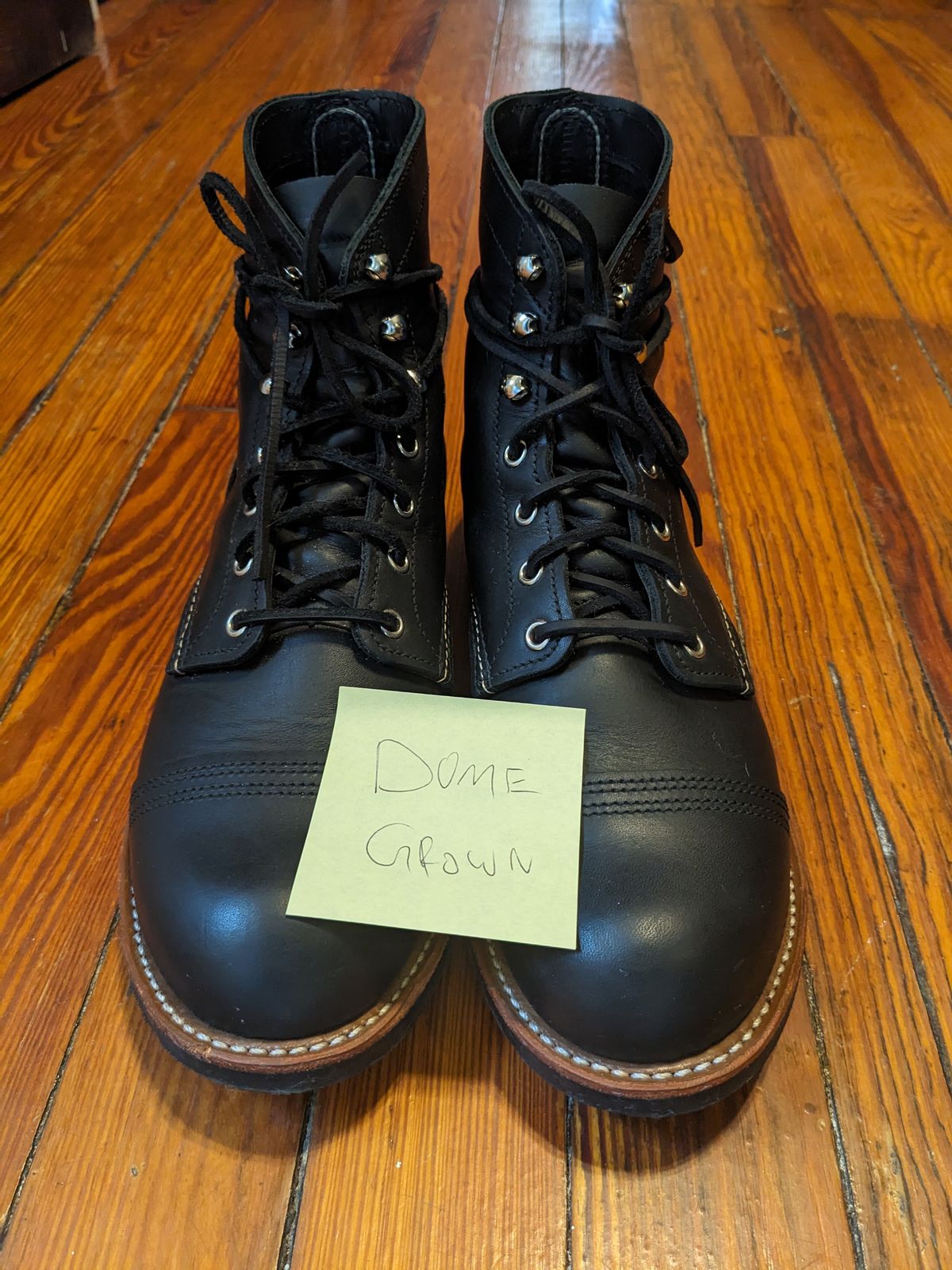 Photo by SachiSan on November 6, 2023 of the Red Wing Iron Ranger in S.B. Foot Black Harness.