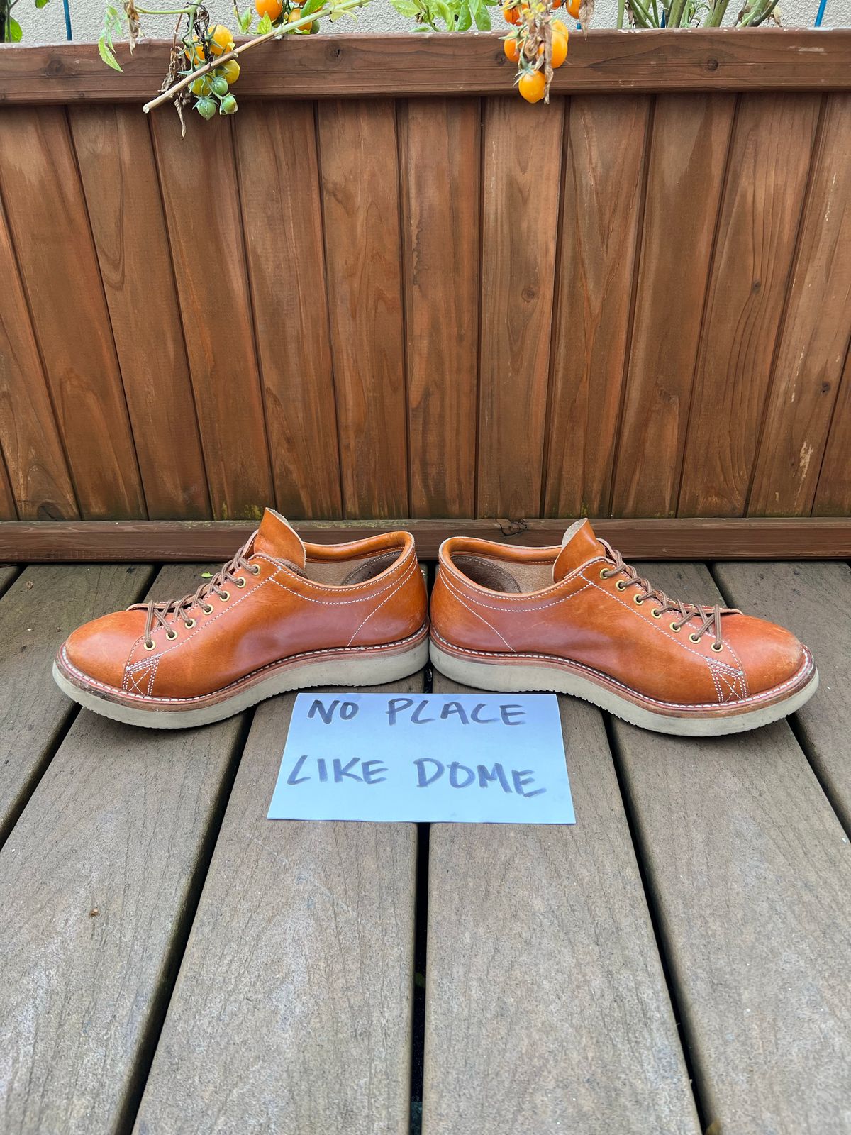 Photo by kenyhaves on November 1, 2022 of the Zerrows Boneakers Low in Light Brown Douglas.