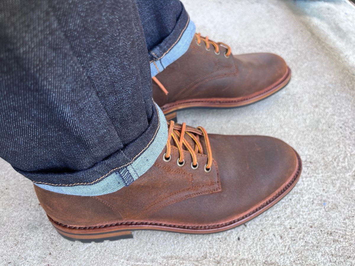 Photo by Alexanderp1 on October 1, 2023 of the Parkhurst The Allen in Rust Waxy.