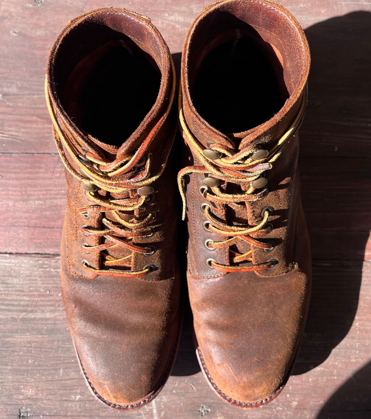 Photo by Alexanderp1 on December 3, 2023 of the Parkhurst The Allen in Rust Waxy.