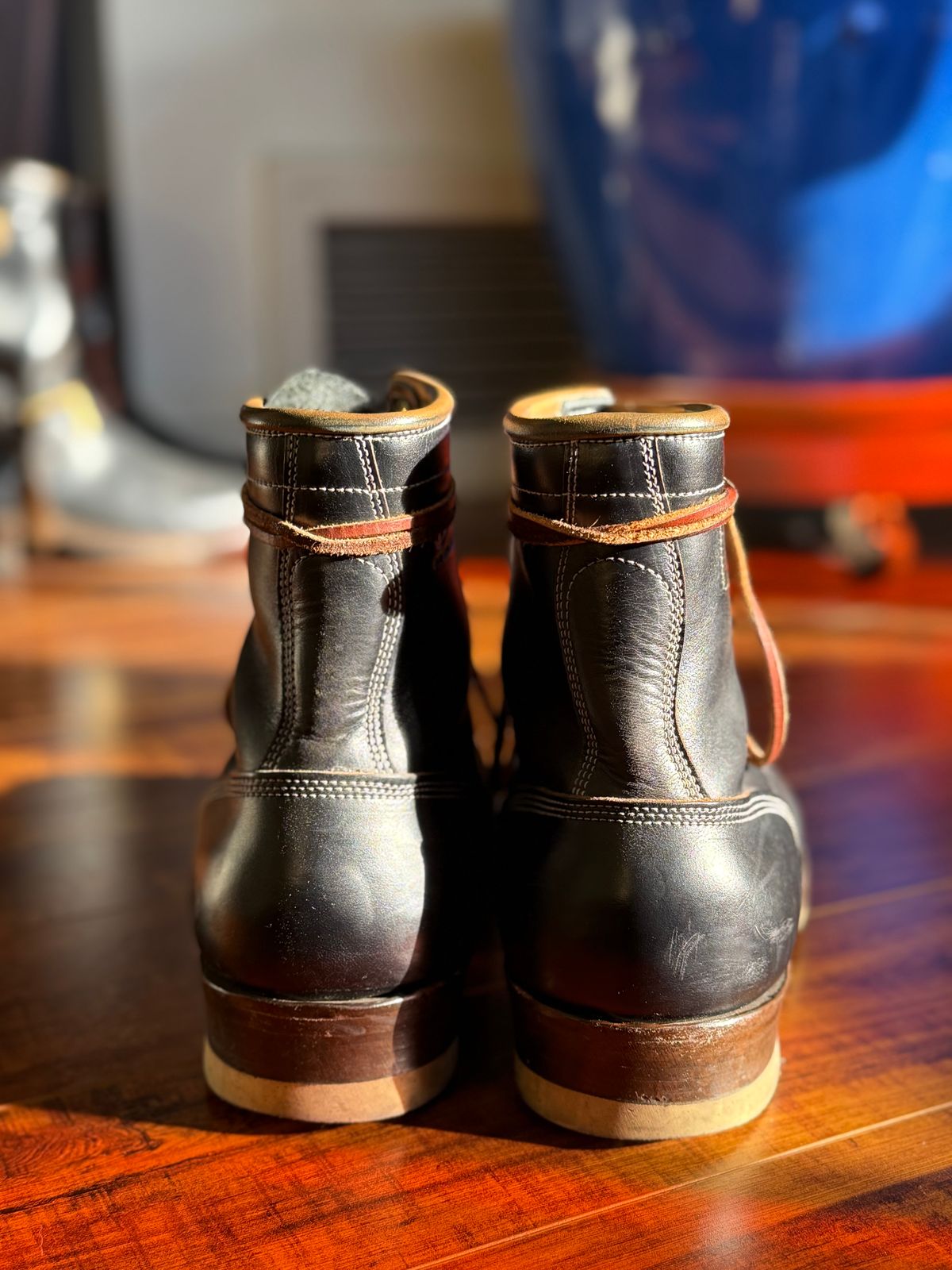 Photo by medusamachine on December 3, 2025 of the Role Club Underdogs in Horween Black Chromexcel.