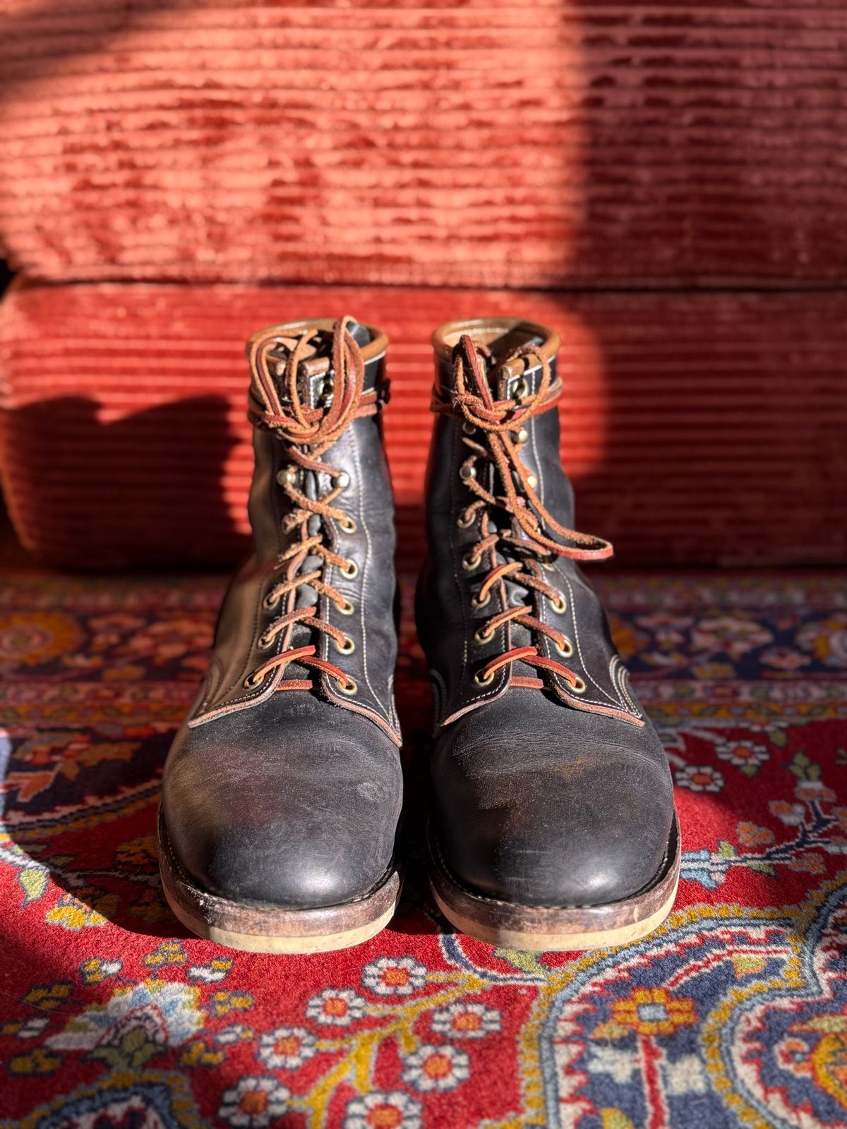 Photo by medusamachine on February 5, 2026 of the Role Club Underdogs in Horween Black Chromexcel.