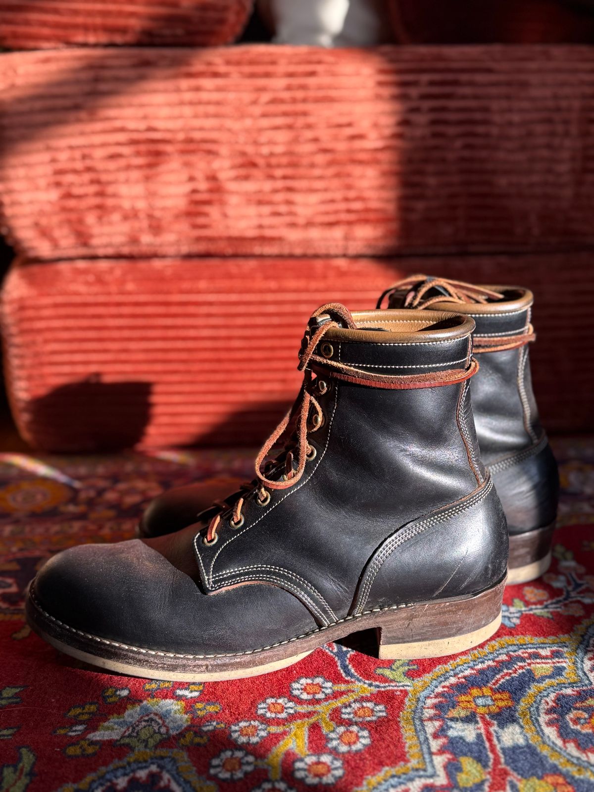 Photo by medusamachine on February 5, 2026 of the Role Club Underdogs in Horween Black Chromexcel.