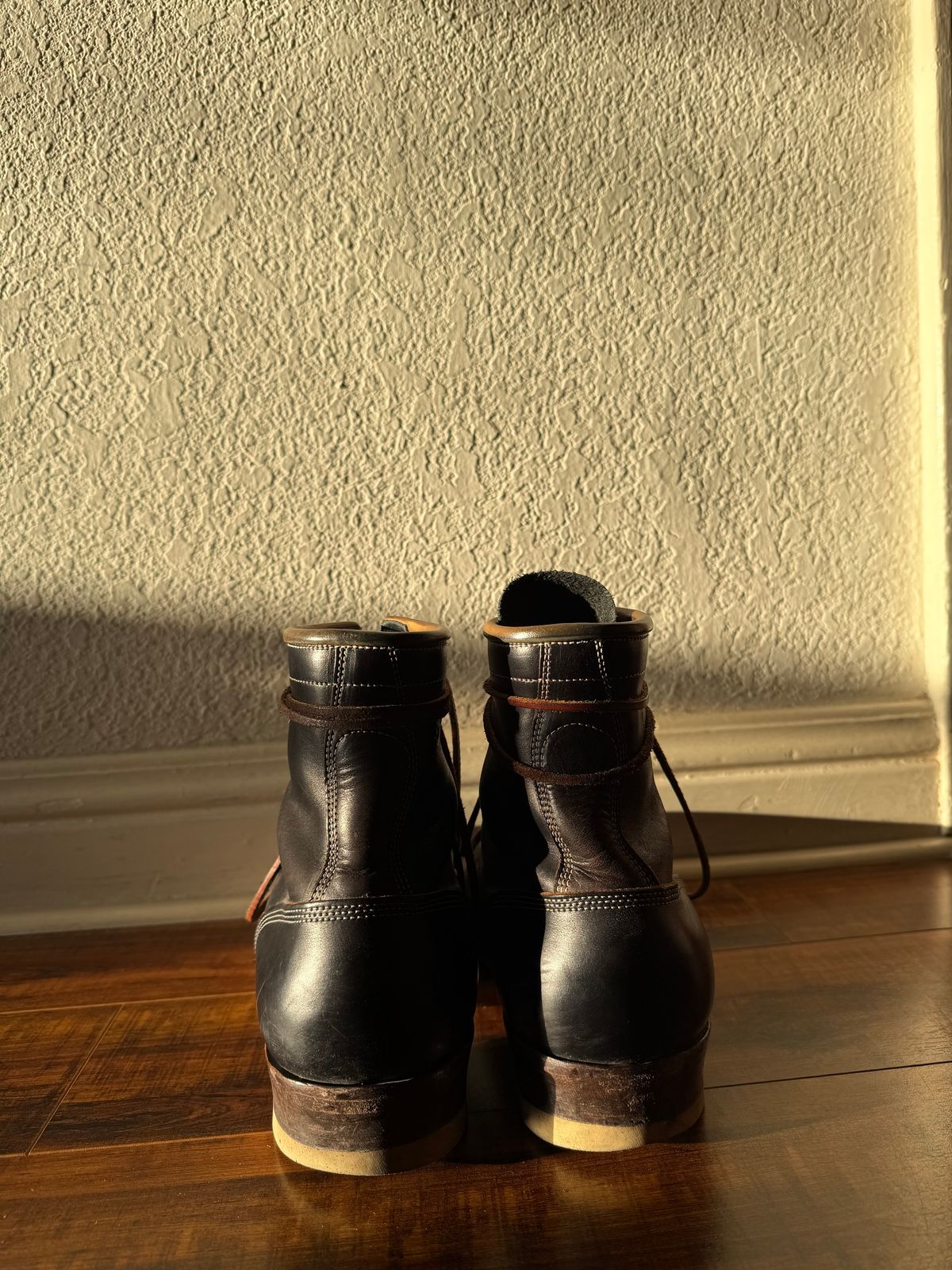 Photo by medusamachine on March 6, 2026 of the Role Club Underdogs in Horween Black Chromexcel.