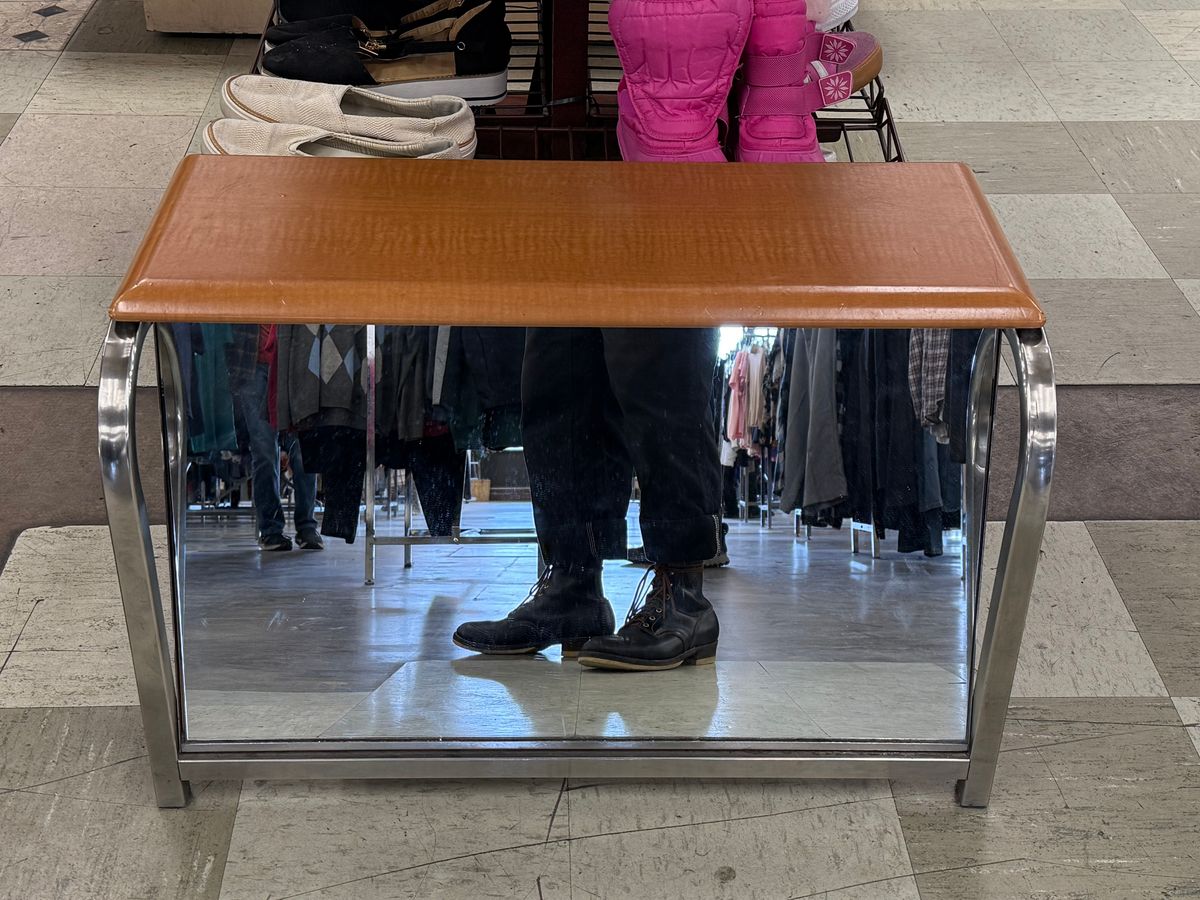 Photo by medusamachine on February 21, 2026 of the Role Club Underdogs in Horween Black Chromexcel.